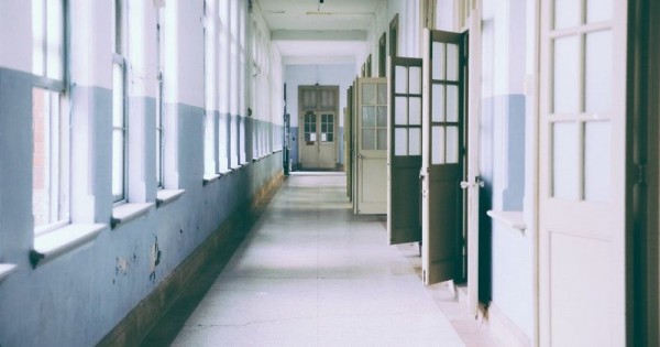 Disdik Tutup Dua Sekolah Swasta yang Abai Prokes