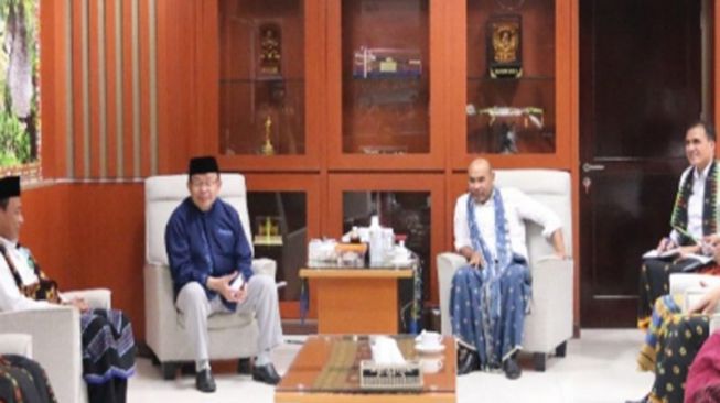 Gubernur NTT Sebut Larangan Ucap Selamat Natal Pemikiran Orang Dalam Gua