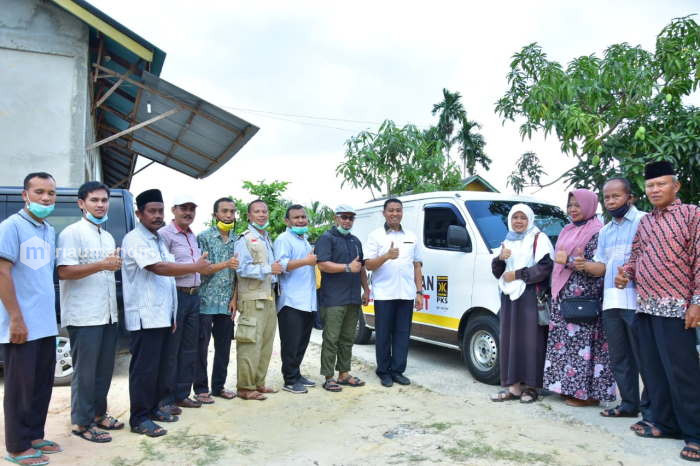 Anggota DPRD Riau Markarius Anwar Launching Mobil Layanan Masyarakat di Tualang