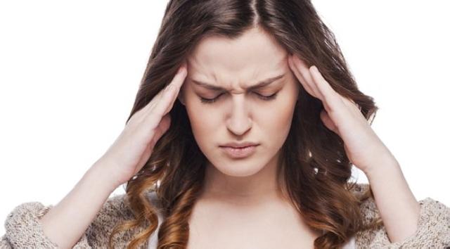 3 Cara Alami Mengatasi Sakit Kepala