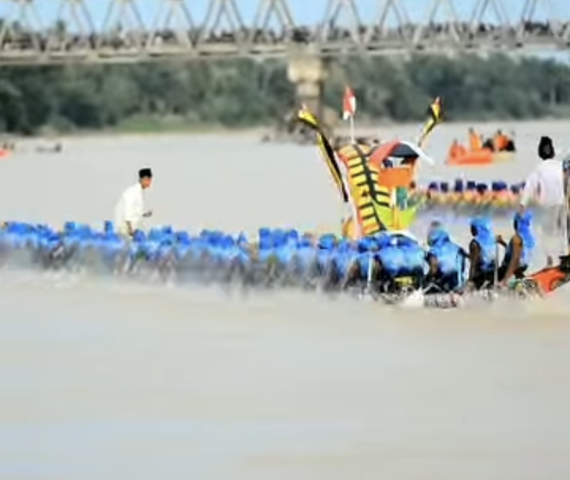 Tuah Keramat Bukit Embun Juara I Pacu Jalur Rayon III: Berikut Urutan Juara