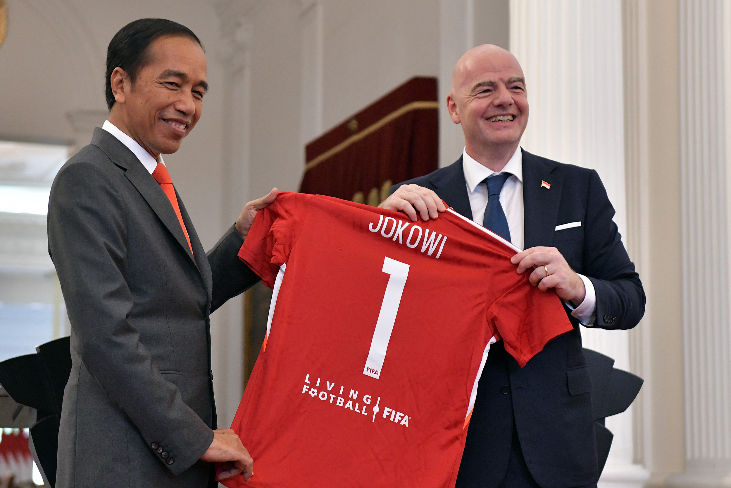 Pemerintah dan FIFA Sepakat Lakukan Transformasi Sepak Bola di Indonesia