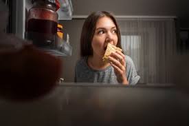 Waduh! Bahaya Makan Tengah Malam, Bisa Diabetes