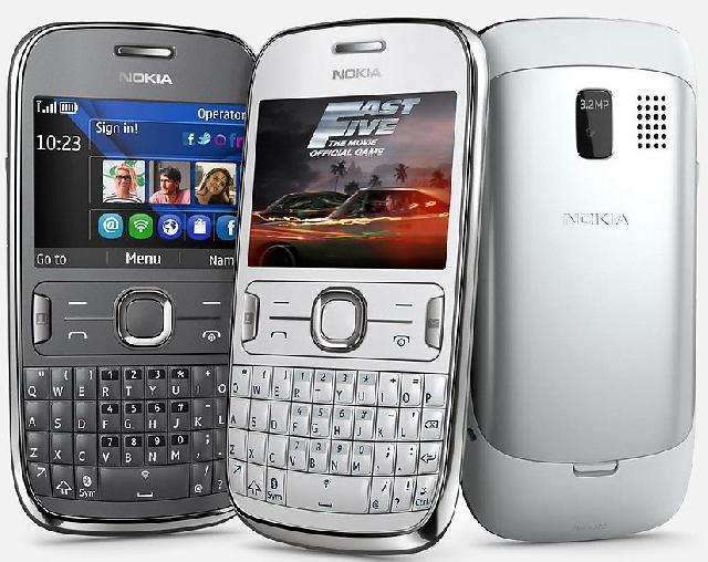 Nokia Batal Rilis Smartphone Keyboard QWERTY