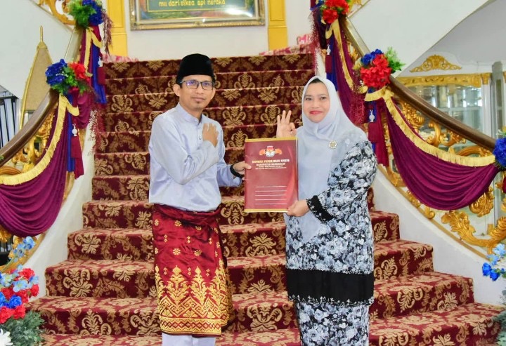 KPU Kembalikan Dana Hibah Rp13,7 M, Bupati Kasmarni Berikan Apresiasi