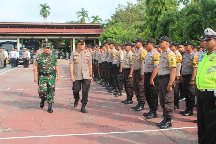 Lepas Personel Kawal Pilkades, Ini Pesan Kapolres Inhu 