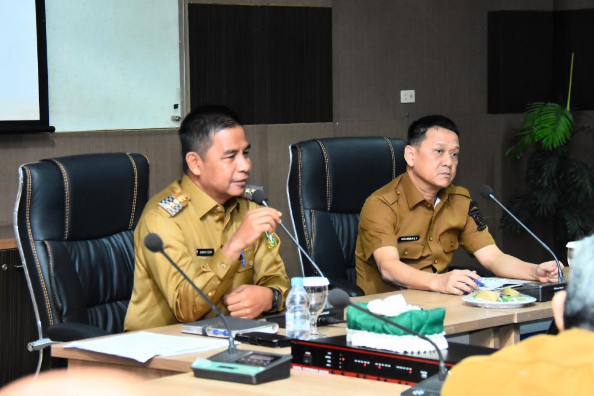 Bupati Ahmad Yuzar Ingatkan Jajaran Terkait Prioritaskan Pelayanan Masyarakat