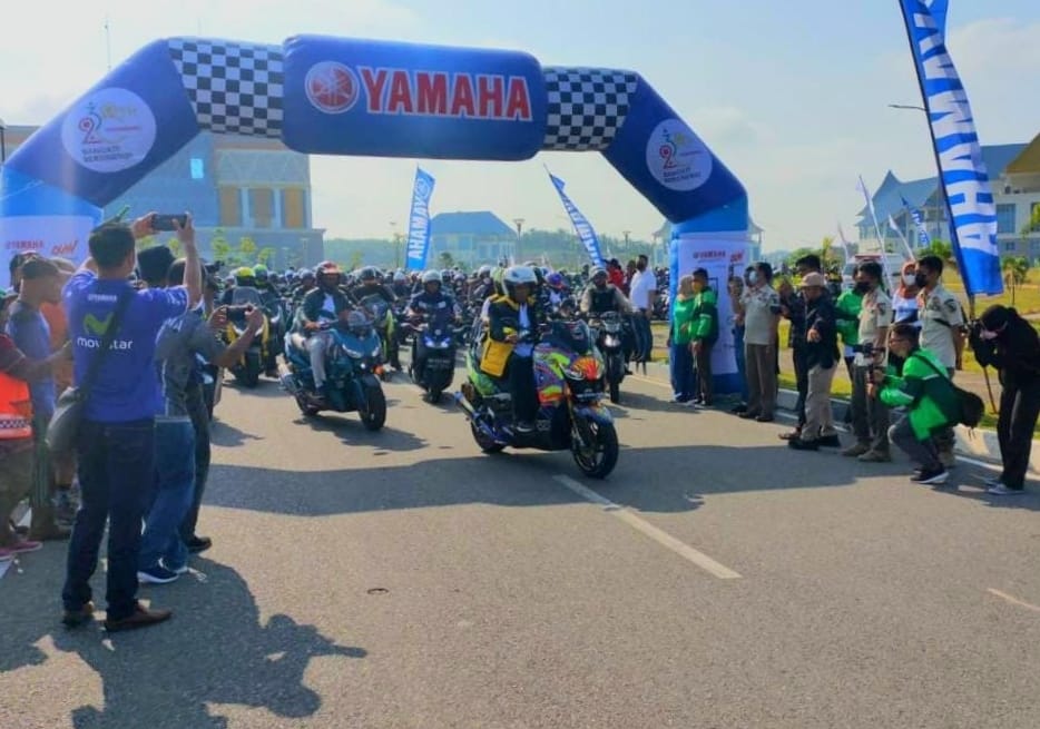 Semarakkan Hari Jadi Pekanbaru, Sunmori PT Alfa Scorpii Diikuti Ribuan Unit Motor Yamaha