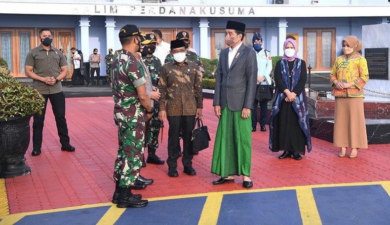 Jokowi Pakai Peci dan Sarung, Said Aqil: Itulah Simbol Islam Nusantara