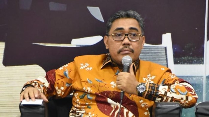 MPR: Kalau Sanggup Bantu Kebutuhan Dasar Rakyat, Silakan Lanjutkan PPKM Level 4