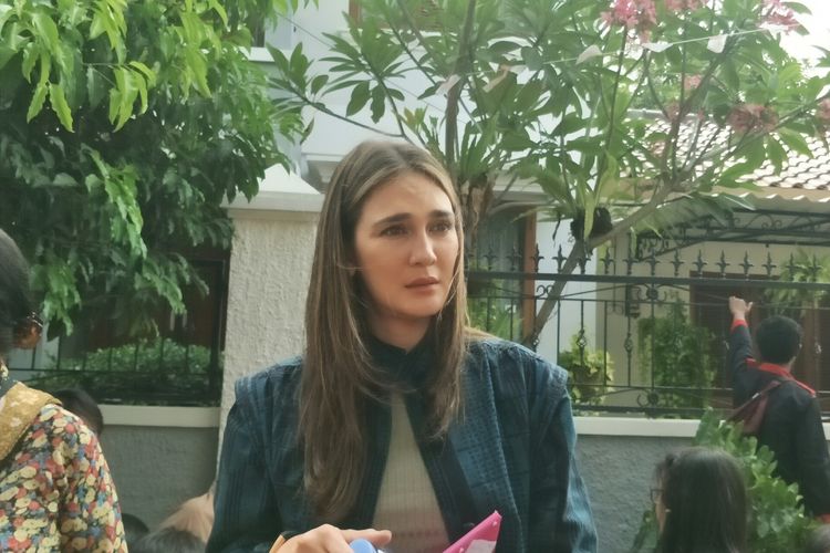Luna Maya Ungkap Kemungkinan Balikan dengan Ariel NOAH 