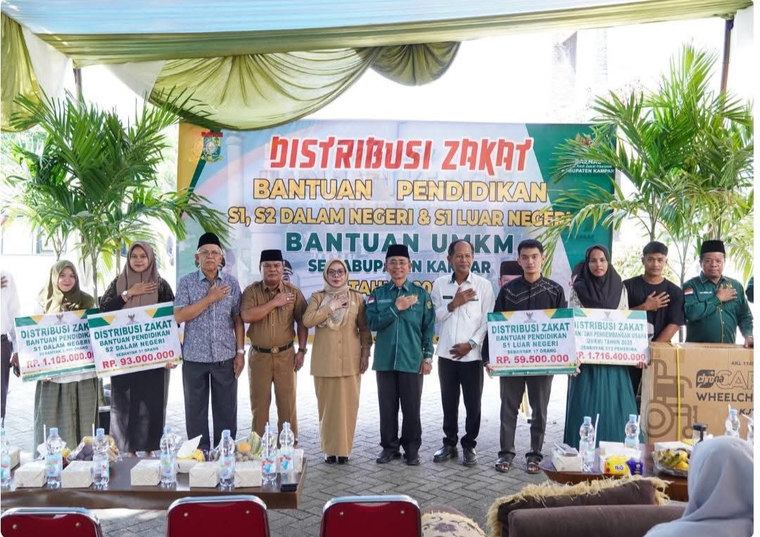 Pemkab Kampar Salurkan Beasiswa Rp1,2 Miliar