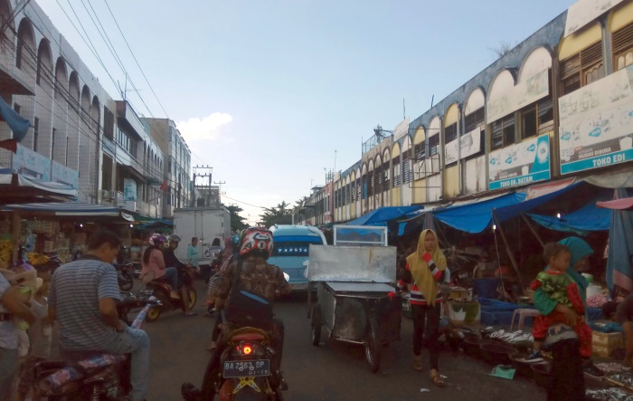 Hari Ini Satpol PP Tertibkan PKL di Jalan Teratai Pekanbaru