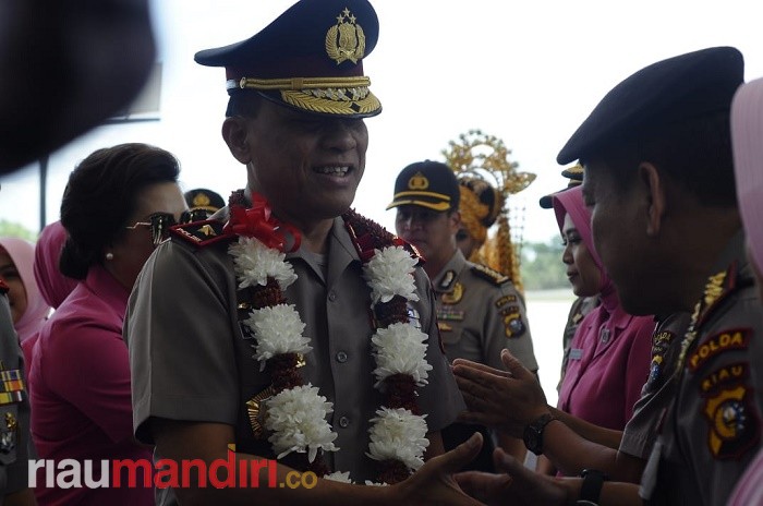 Tiba di Pekanbaru, Ini Sejumlah Komitmen Kapolda Riau yang Baru