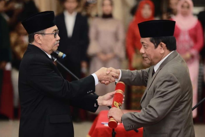 Diminta DPR Cek Keluarga Gubernur-Sekda Riau Jadi Pejabat, Kemendagri: Sudah Minta Klarifikasi