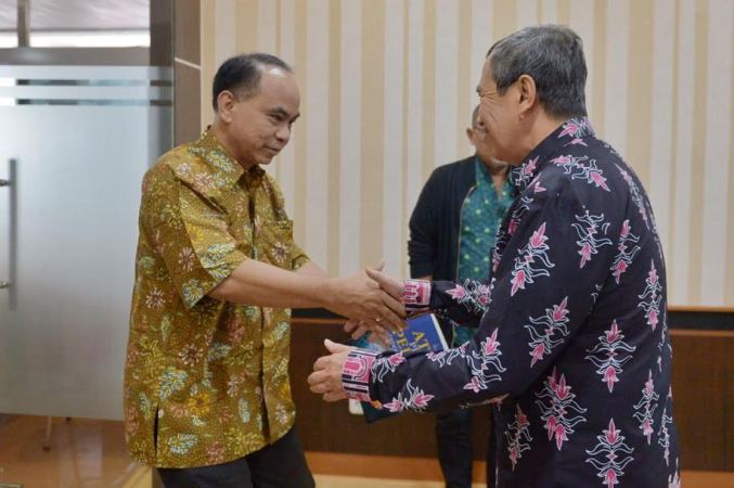 Temui Wamen Desa PDTT, Gubernur Riau Minta Dukungan Majukan Desa