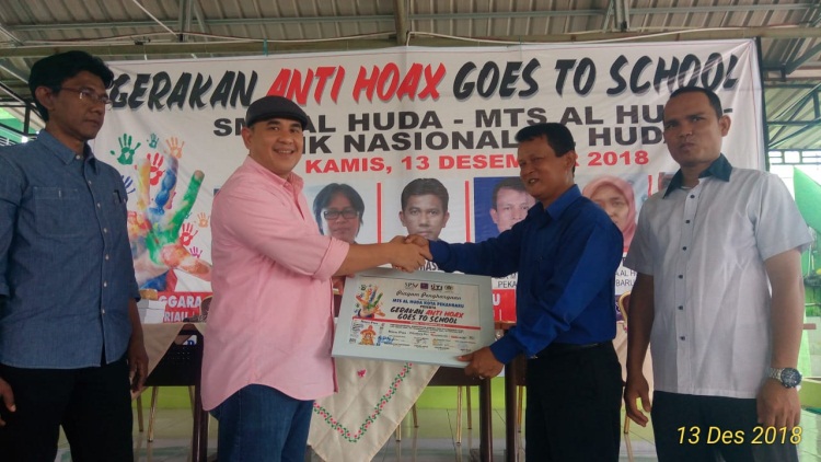 Gerakan Anti Hoax <i>Goes to School</i> Isi Masa Libur Al Huda