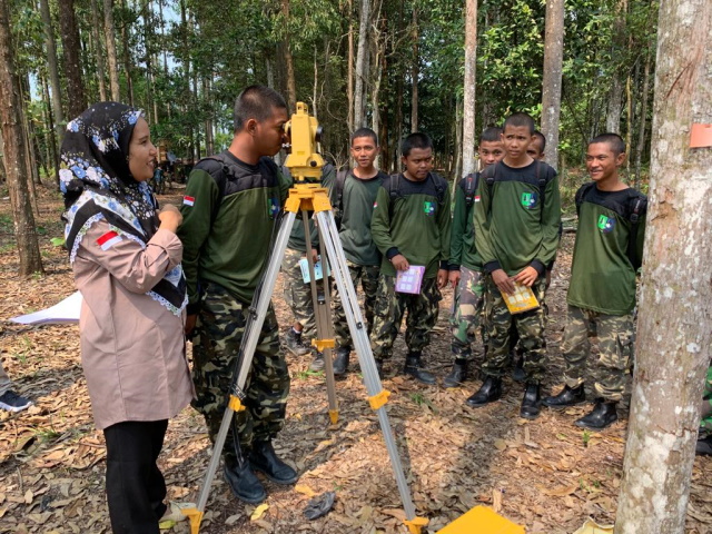 90 Siswa SMK Negeri 1 Perawang Belajar di Fakultas Kehutanan Unilak