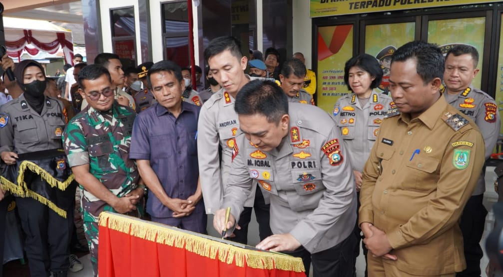 Kapolda Riau Resmikan Kantor Pelayanan Terpadu Polres Rohil di Bagansiapiapi