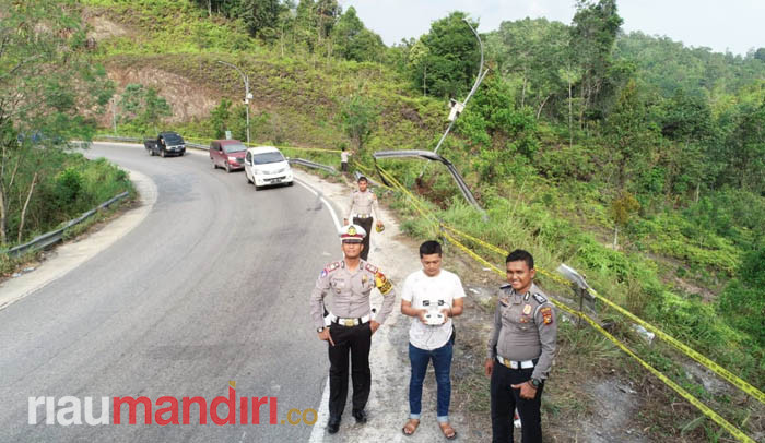 Pagar Jalan Sudah Rusak di Lokasi Jatuhnya Avanza, Sudah 7 Mobil Terjun ke Jurang