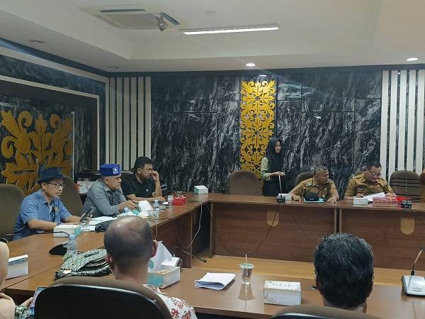 Warga Padang Terubuk Adukan Kebisingan Asgard KTV&PUB