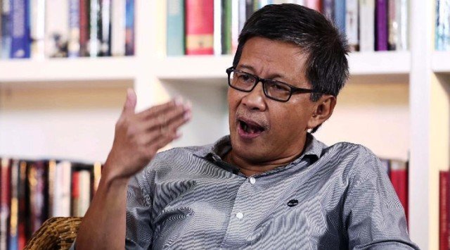 Rocky Gerung: Pak Jokowi Baik Sebagai Kepala Keluarga,Tapi Buruk Sebagai Kepala Negara