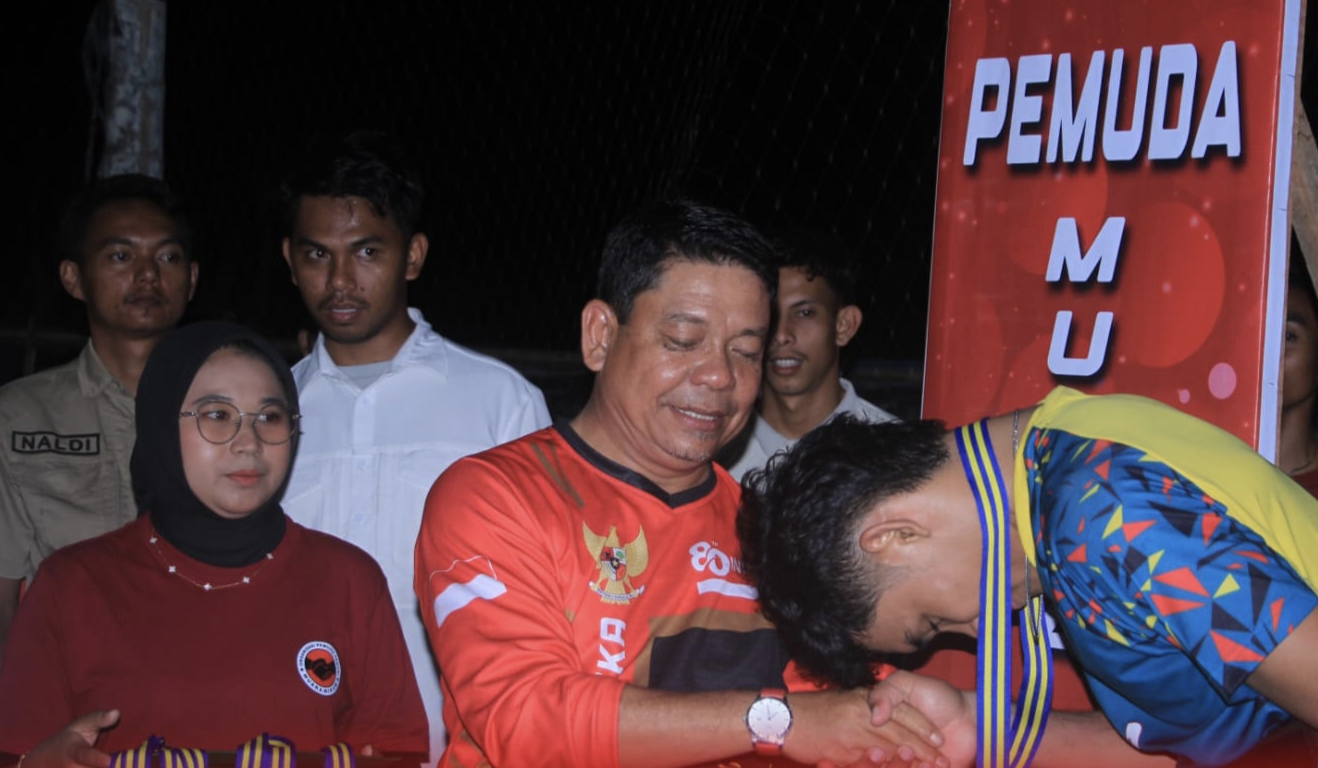 Wabup Syafarudin Tutup Turnamen Muara Nikum Cup, Ini Pemenangnya