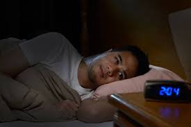 Pernah Alami Badan Capek Tapi Susah Tidur? Ini Kemungkinan Penyebabnya