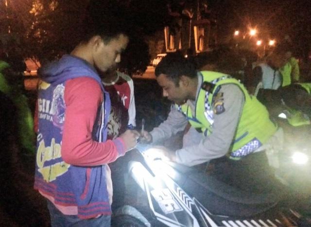 Tim Gabungan Razia Balap Liar di Bangkinang, 19 Sepeda Motor Diamankan