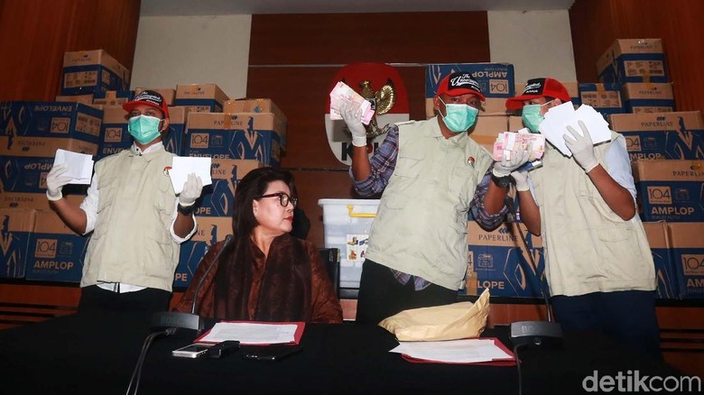 KPK: Ada 'Cap Jempol' di Amplop 'Serangan Fajar' Bowo Sidik Pangarso