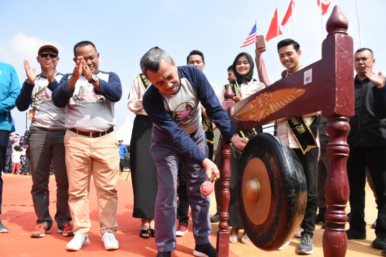 Gubri Akan Jadikan Kampar International Dragon Boat Festival Agenda Tahunan Riau