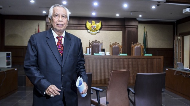 Gugat Jaksa Agung, OC Kaligis Minta Kasus Novel Baswedan Dibuka Lagi