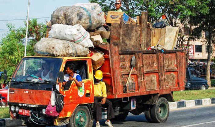 Masih Ada Pemungut Retribusi Sampah Ilegal ke Warga Pekanbaru