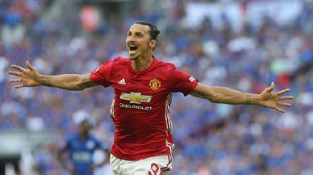 Ibrahimovic Dipercaya Bisa Bermain untuk MU Lima Tahun Lagi