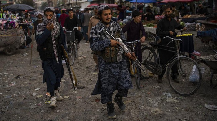 Seperti Taliban, ISIS Diperkirakan Warisi Senjata AS