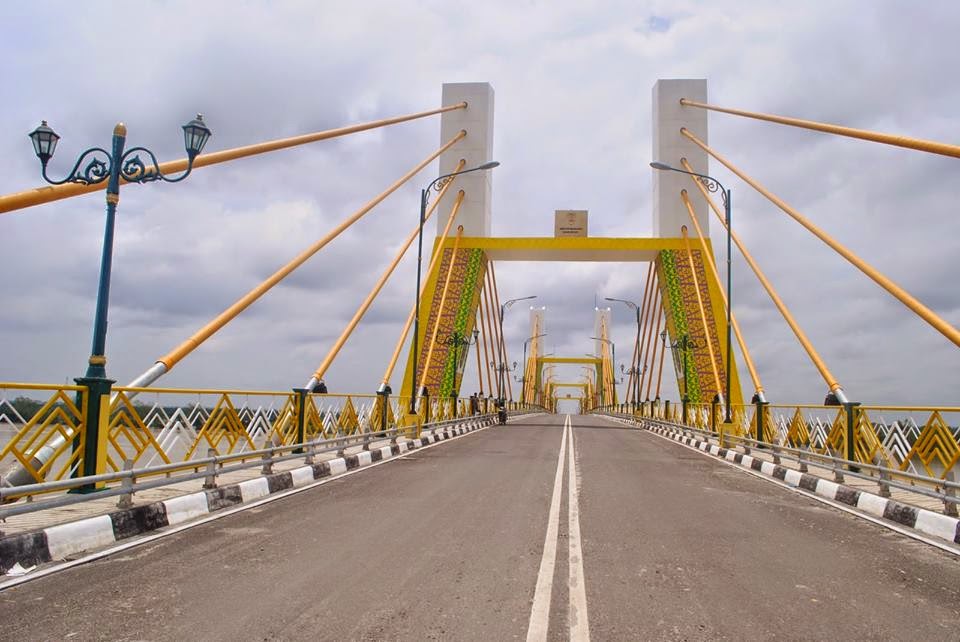 Tiang Jembatan Padamaran II Rusak Ditabrak Ponton, Pemprov Riau Bentuk Tim Investigasi 