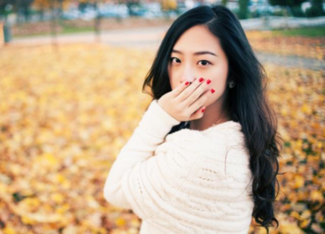 Tips Jitu Mengatasi Gusi Bengkak Bernanah