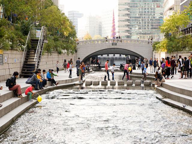 Sungai Yang Dulunya Kumuh Menjadi Destinasi Baru di Seoul