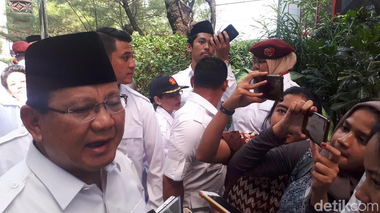 HUT ke-74 RI, Prabowo: Semua Harus Kerja Keras Jaga Keutuhan Bangsa