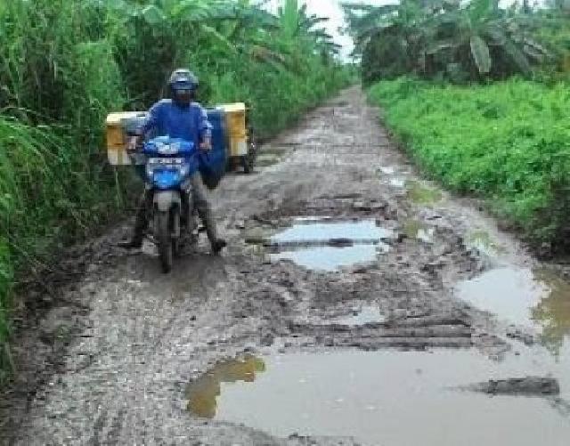 Perbaikan Jalan Sungai Luar Tuntas