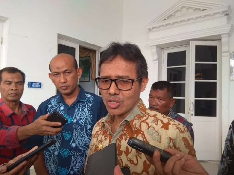 Gubernur Sumbar Minta Angkutan Penumpang Umum Stop Beroperasi 