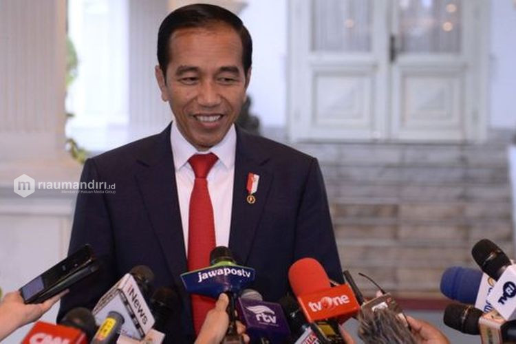Baru Lagi, Jokowi Janji Gratiskan Listrik 3 Bulan hingga Beri Kemudahan Pembayaran Kredit