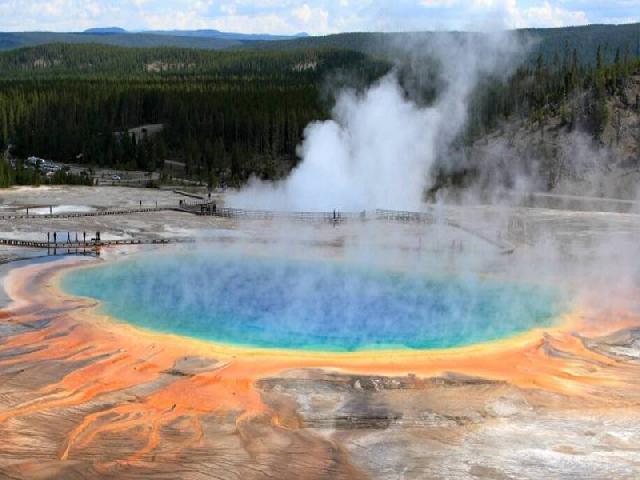 Sumber Mata Air Panas di  Yellowstone