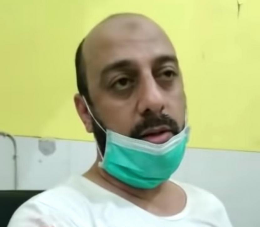 Syekh Ali Jaber: Alhamdulillah Tidak Berhasil Ditusuk di Bagian Leher