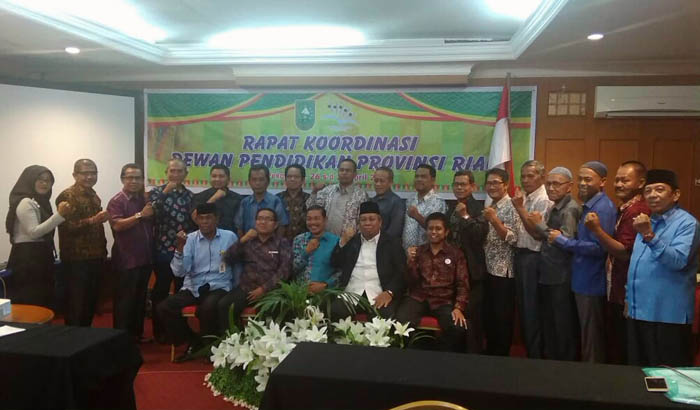 Rekomendasi Rakor Dewan Pendidikan Riau: Perlu Diangkat Pejabat yang Urus Mutu Pendidikan