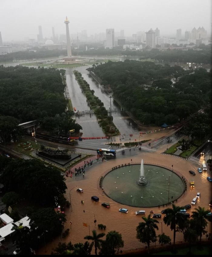 22 Titik Jalan DKI Jakarta yang Tergenang Banjir