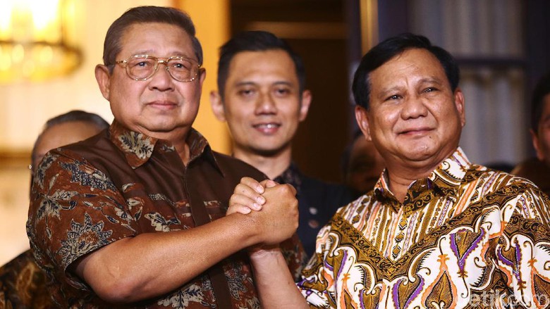 Prabowo Bertandang ke Rumah SBY, Begini Suasana Pertemuan 2 Jenderal Legend Ini 
