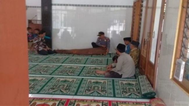 Pria di Karanganyar Meninggal Dalam Masjid saat Kotbah Jumat