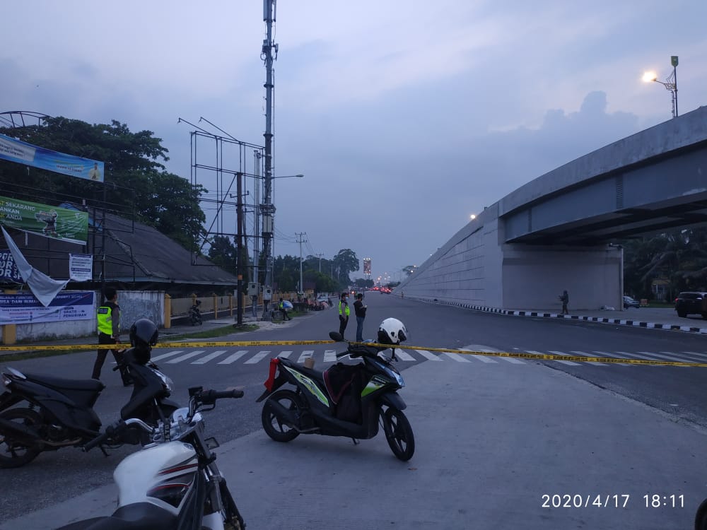 PSBB Diterapkan, Polisi Tutup Sejumlah Ruas Jalan Protokol di Pekanbaru