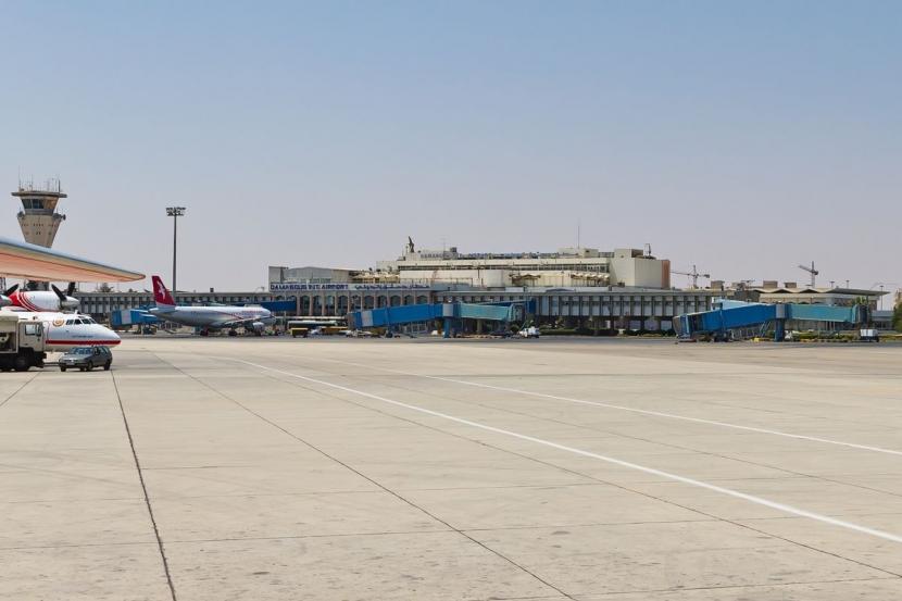 Bandara Suriah Diserang Israel